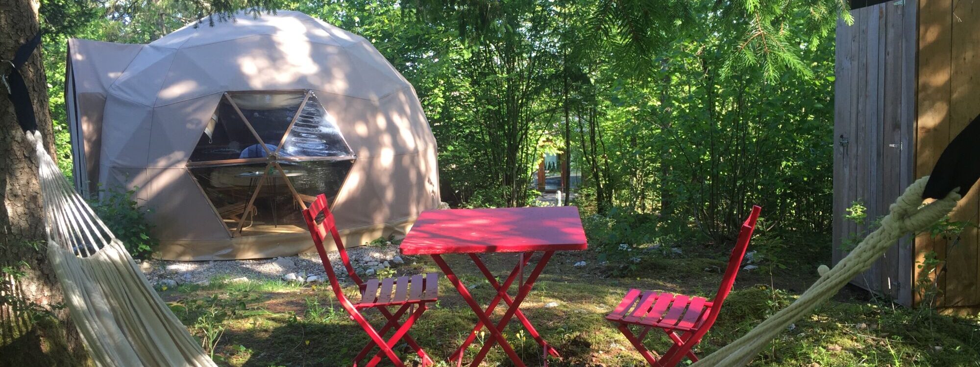 Le dome : D&ocirc;me g&eacute;od&eacute;sique Cessy